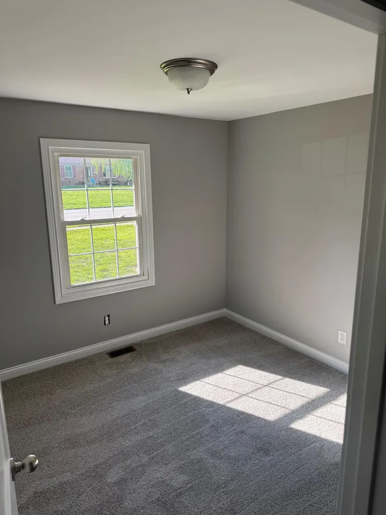 137 Oakmont Drive Nicholasville KY 40356