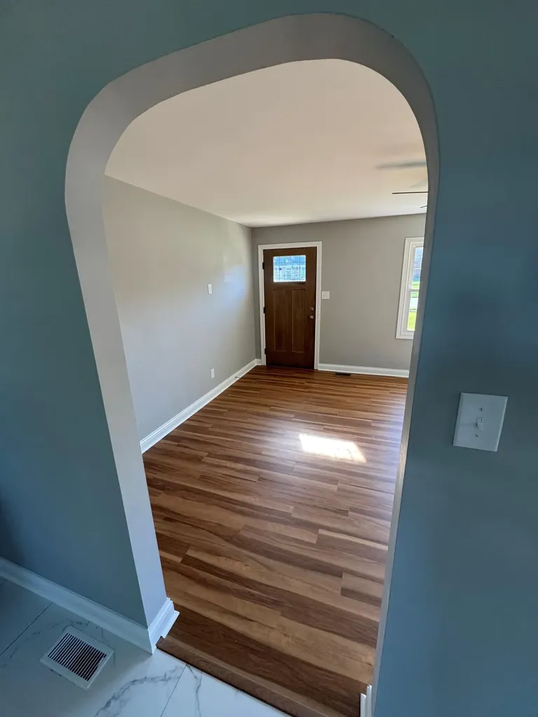 137 Oakmont Drive Nicholasville KY 40356