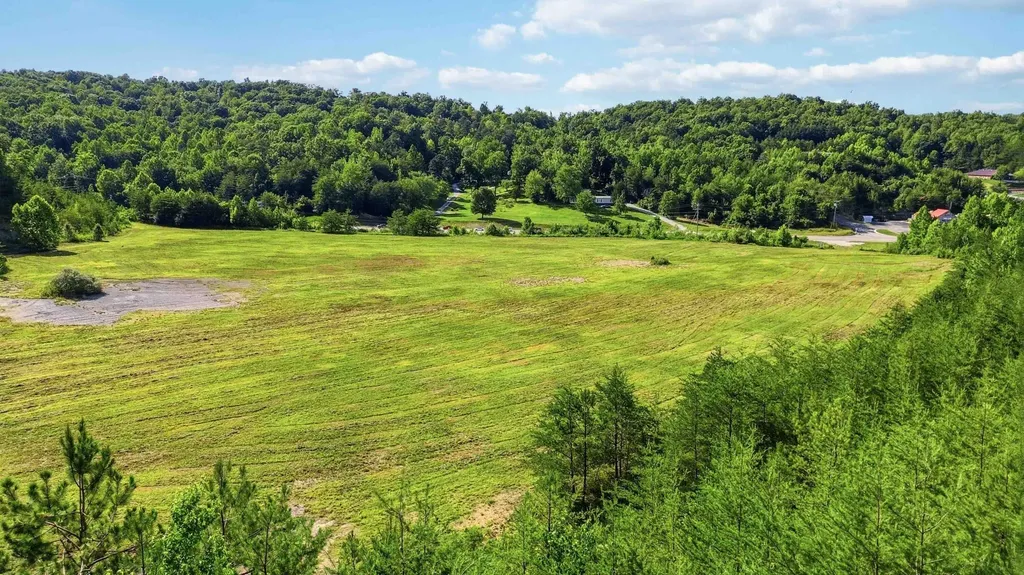 0000 Cumberland Falls Highway Corbin KY 40701