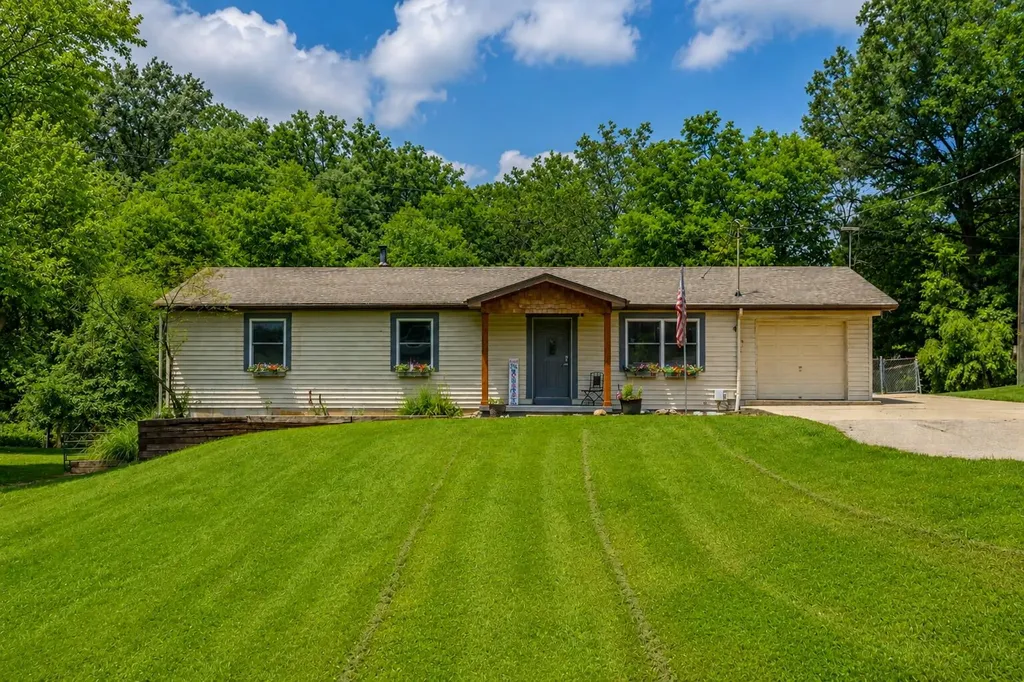 1417 North Bend Road Hebron KY 41048
