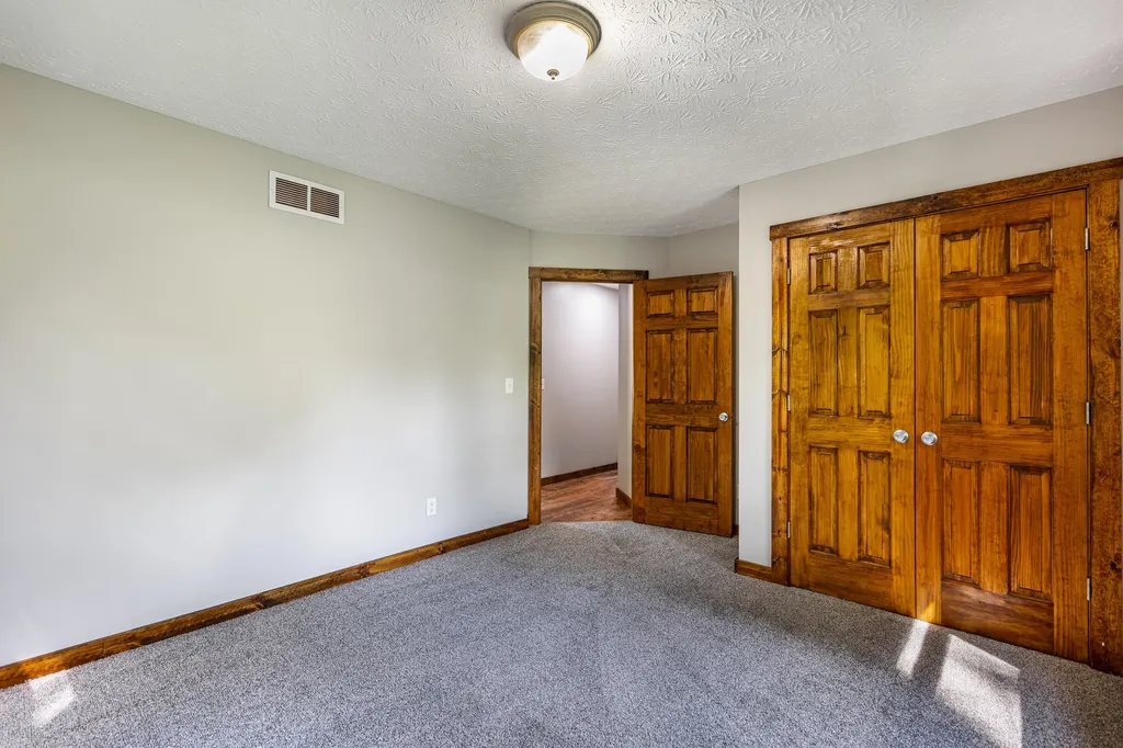 1417 North Bend Road Hebron KY 41048
