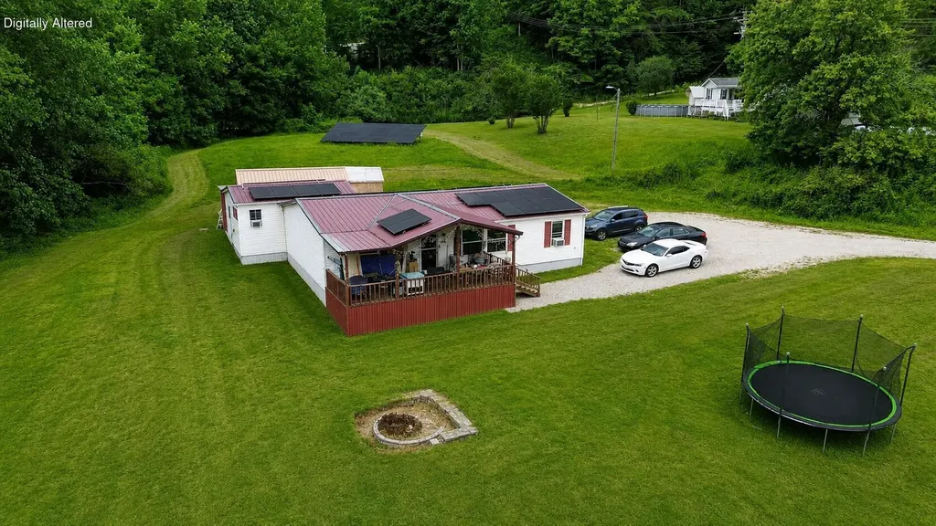 2244 Valentine Branch Road Bimble KY 40915
