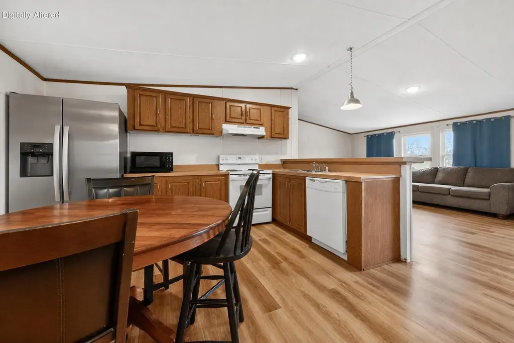 2244 Valentine Branch Road Bimble KY 40915