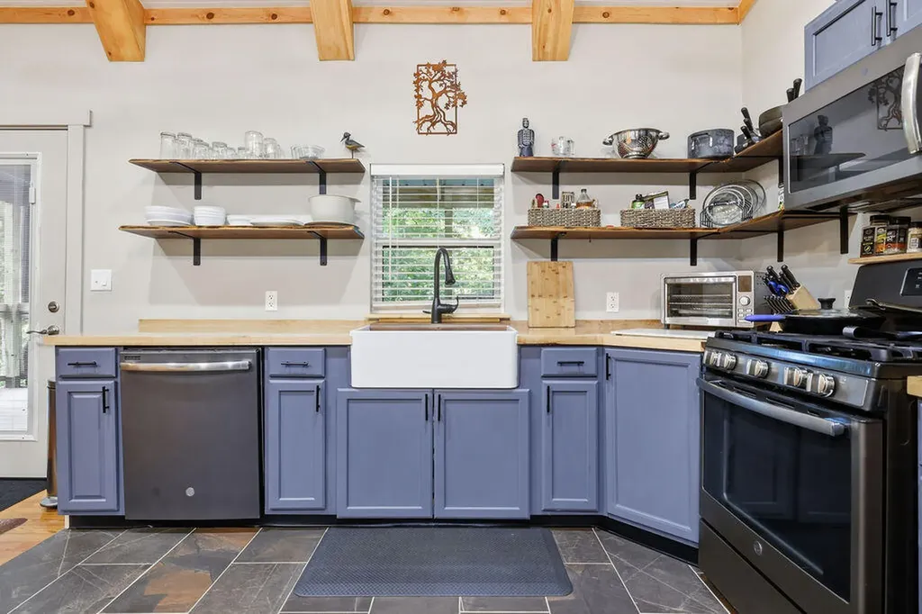 22 Deercrest Lane Murray KY 42071