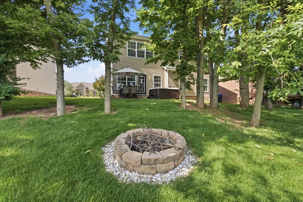 2829 Kearney Creek Lane Lexington KY 40511