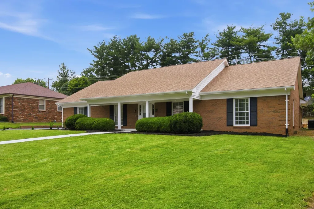 533 Country Lane Danville KY 40422