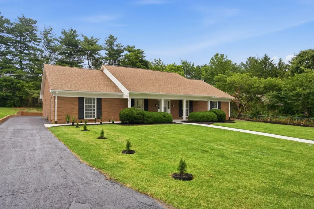 533 Country Lane Danville KY 40422