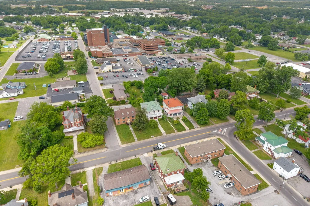 1741 S Main Street Hopkinsville KY 42240