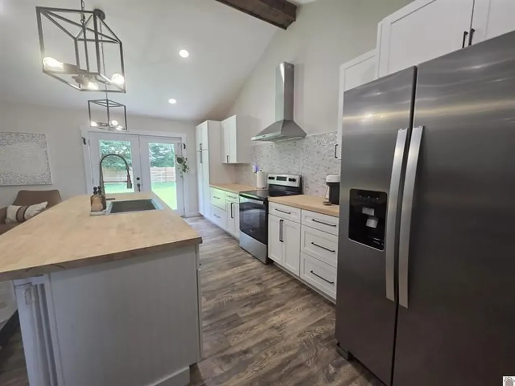 105 Hancock Lane Benton KY 42025