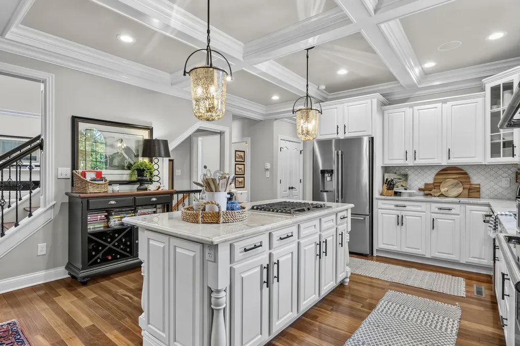 3896 Tatton Park Lexington KY 40515