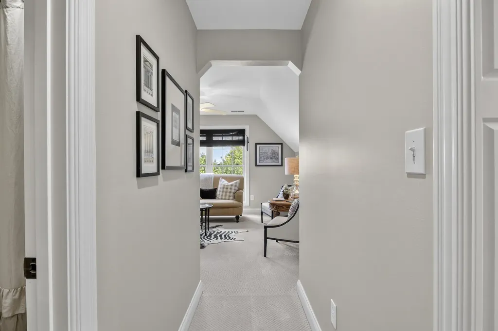 3896 Tatton Park Lexington KY 40515