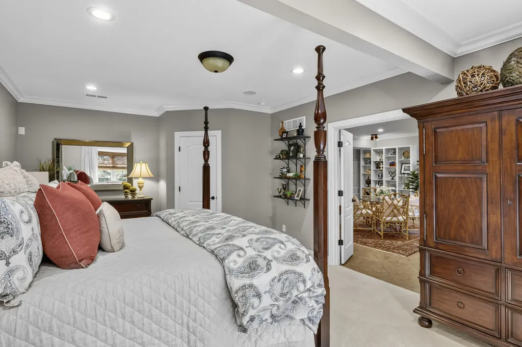 3896 Tatton Park Lexington KY 40515