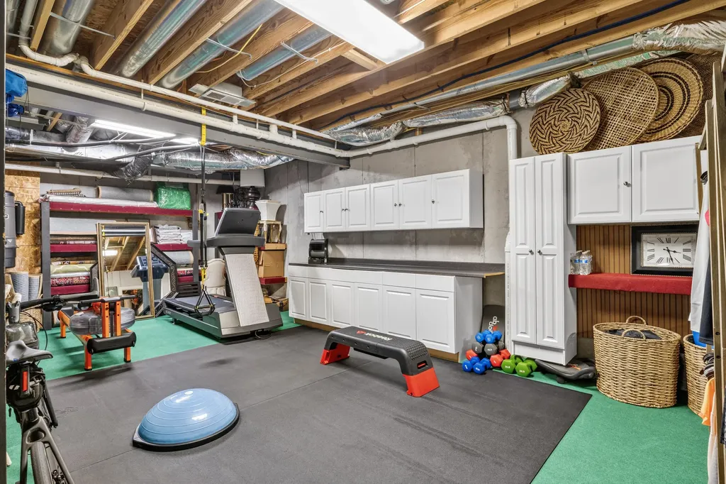 3896 Tatton Park Lexington KY 40515