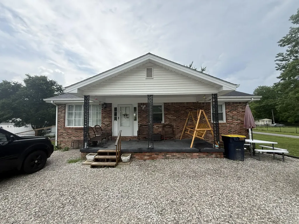 1241 Flat Gap Road Berea KY 40403