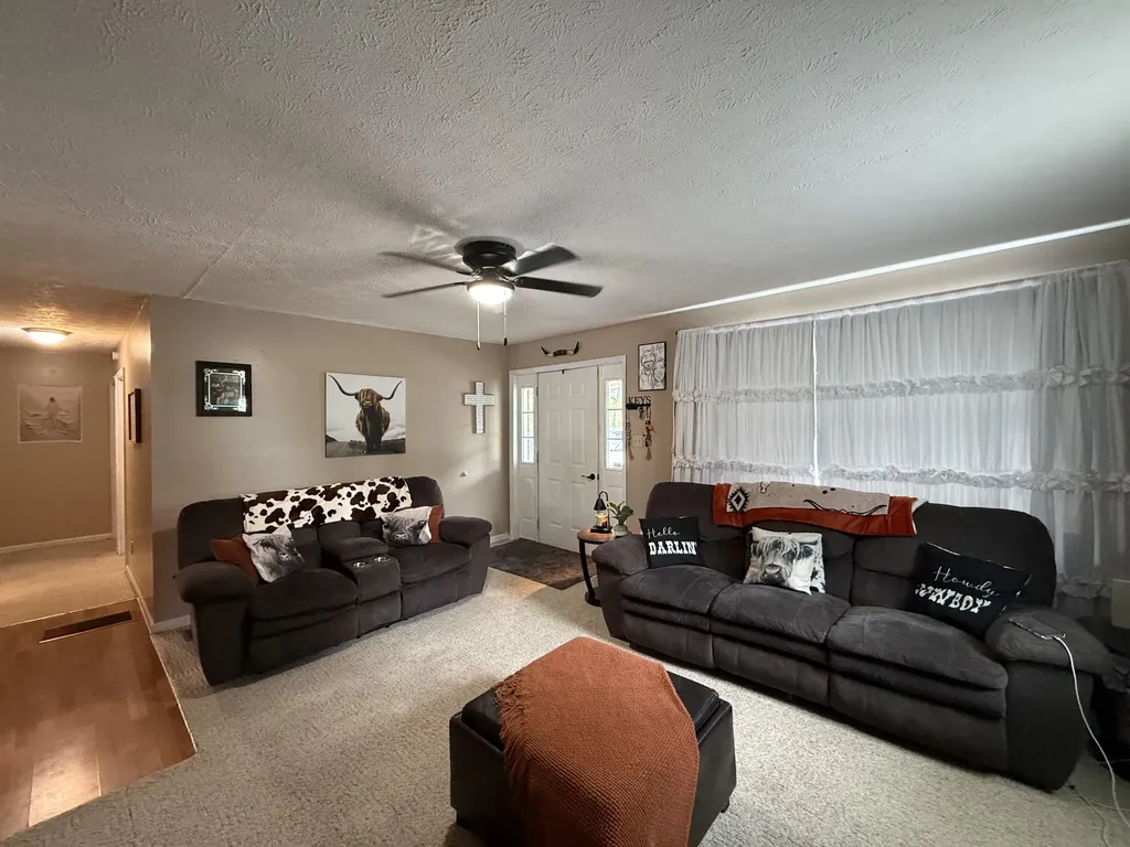 1241 Flat Gap Road Berea KY 40403