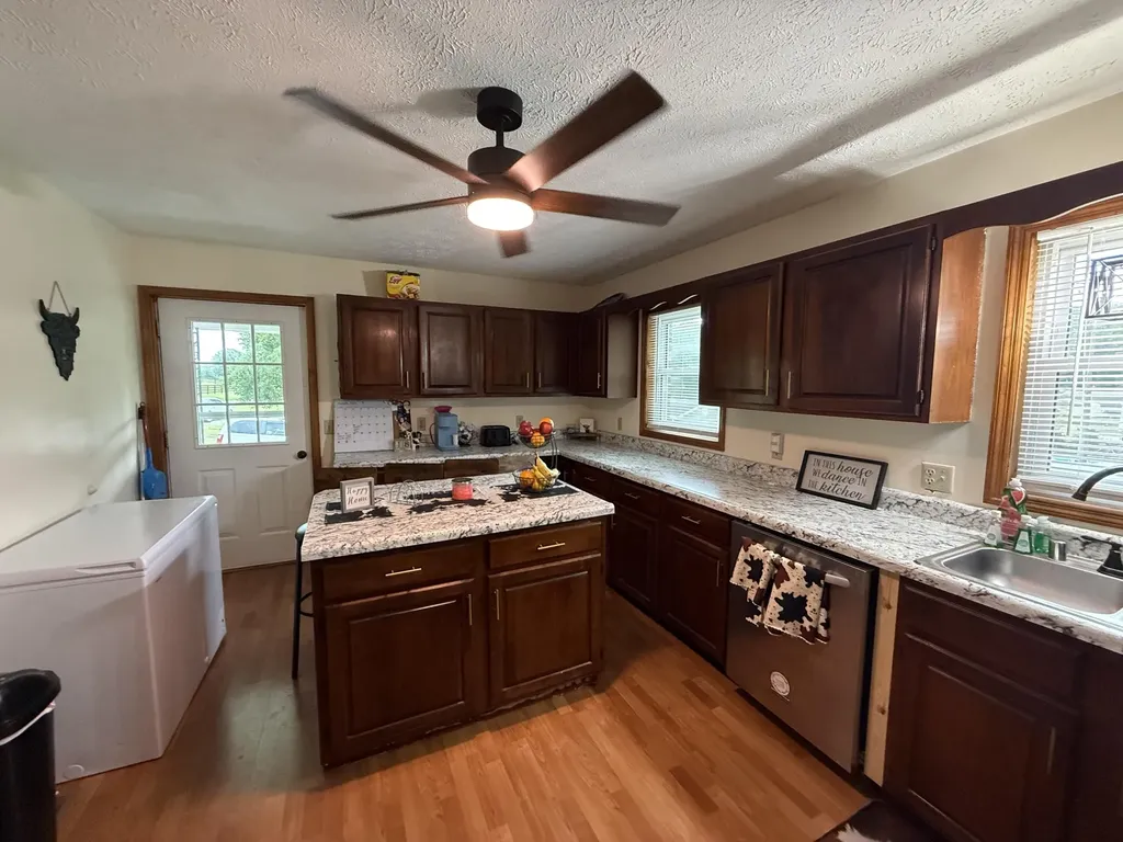 1241 Flat Gap Road Berea KY 40403