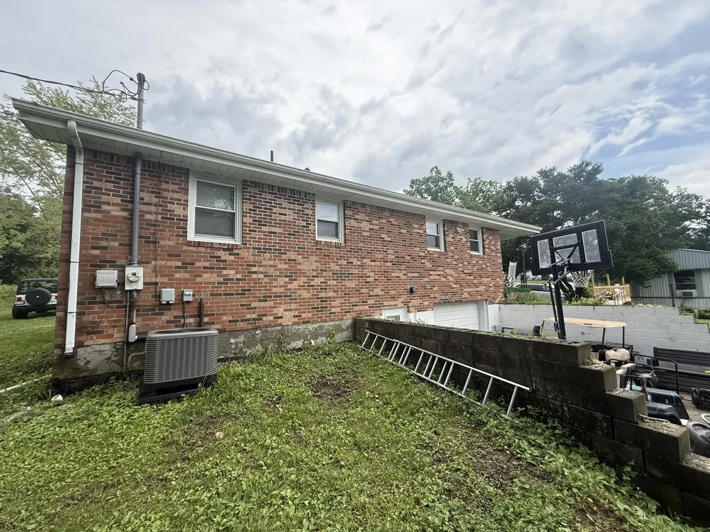 1241 Flat Gap Road Berea KY 40403