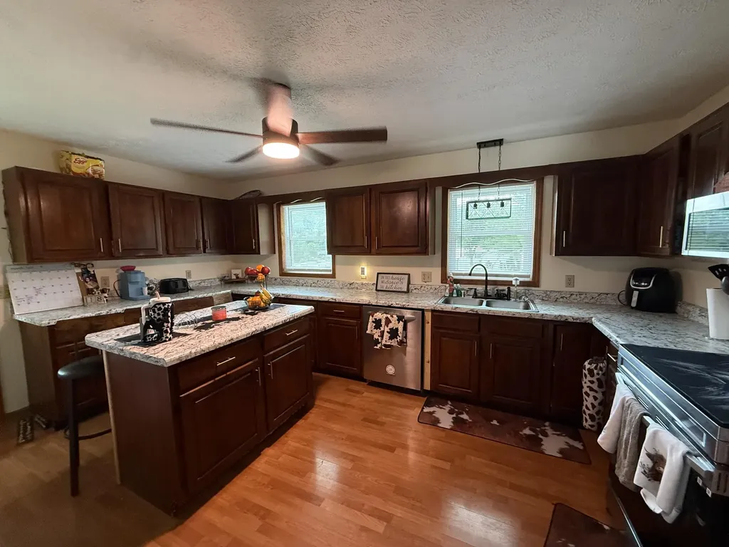 1241 Flat Gap Road Berea KY 40403