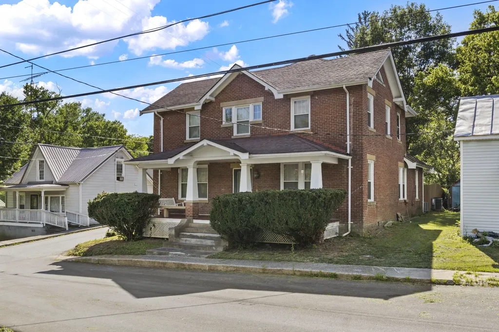 302 College Street Sadieville KY 40370