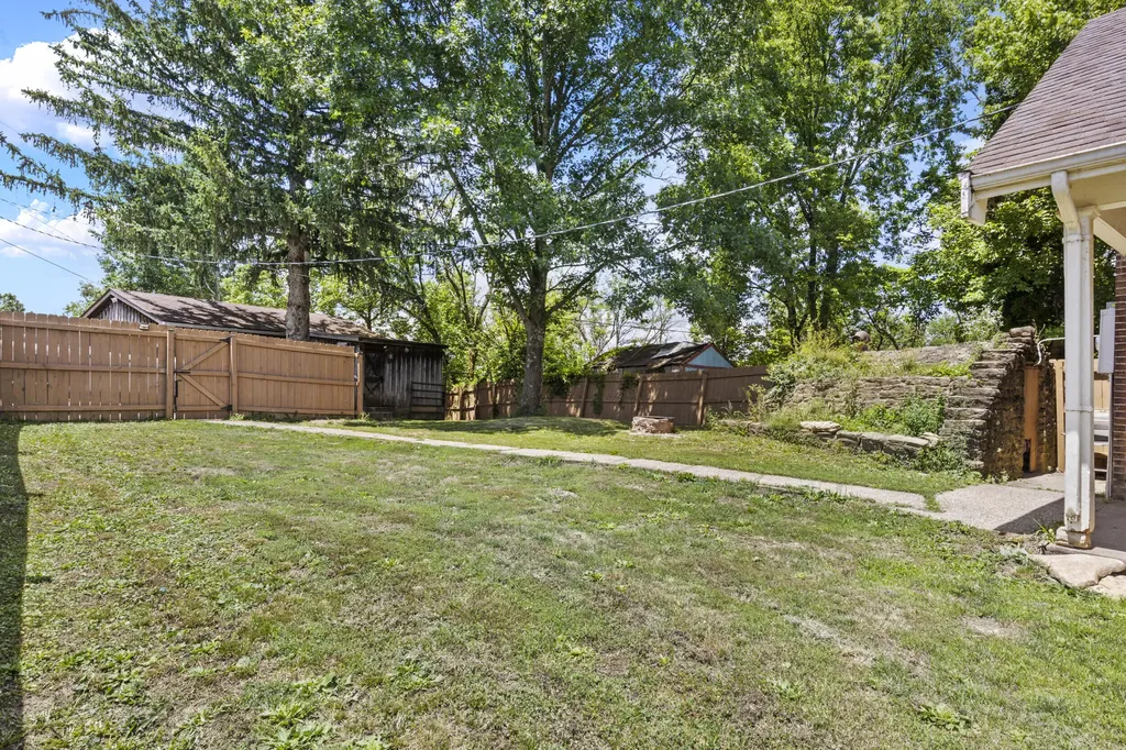 302 College Street Sadieville KY 40370