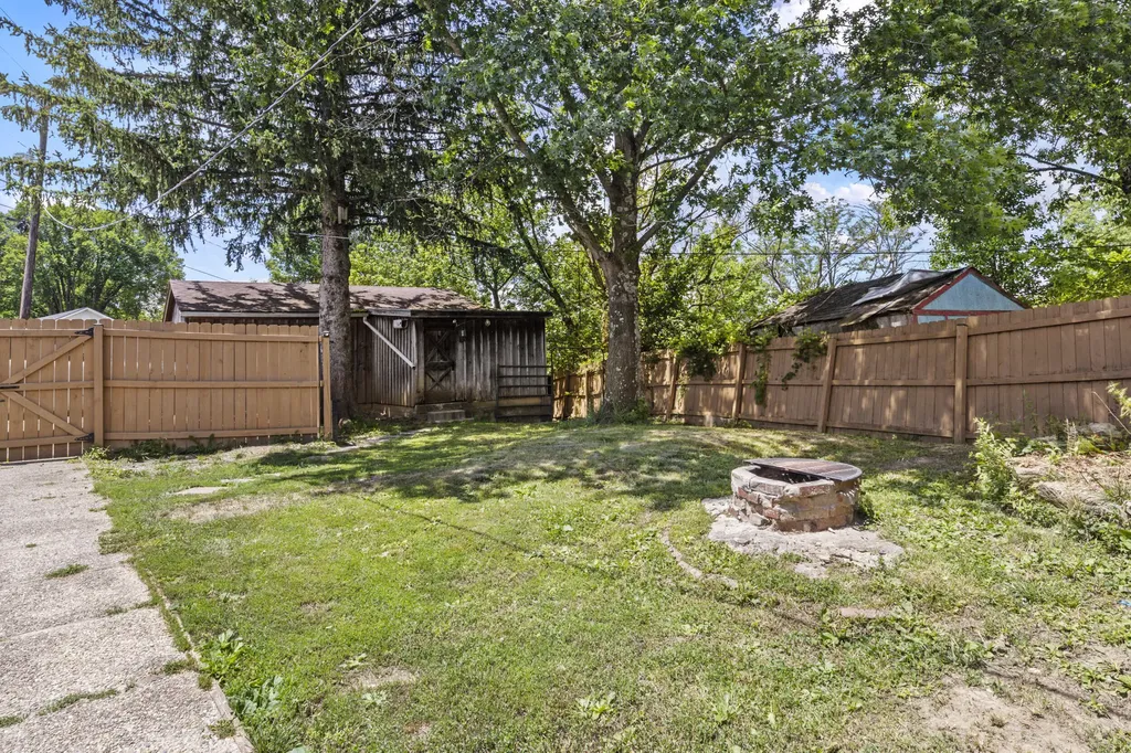 302 College Street Sadieville KY 40370