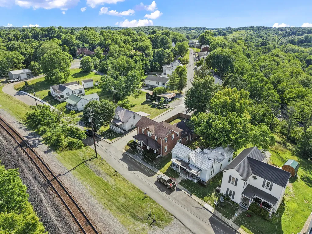 302 College Street Sadieville KY 40370