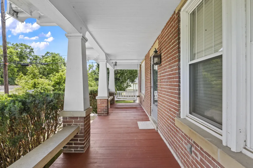 302 College Street Sadieville KY 40370