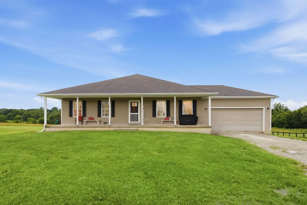 1479 Puckett Road Lawrenceburg KY 40342