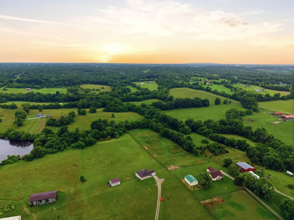 1479 Puckett Road Lawrenceburg KY 40342