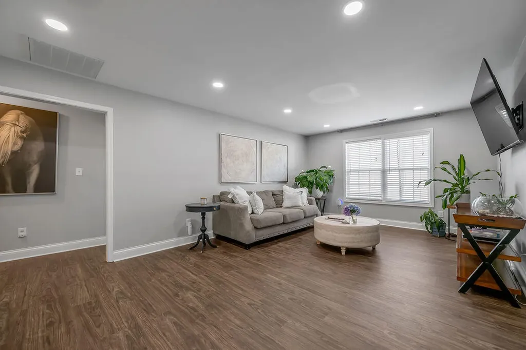 608 Bunchberry Row Lexington KY 40509