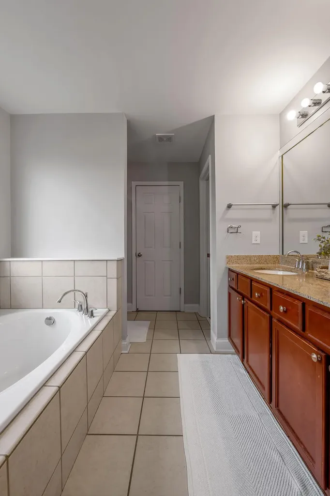 608 Bunchberry Row Lexington KY 40509