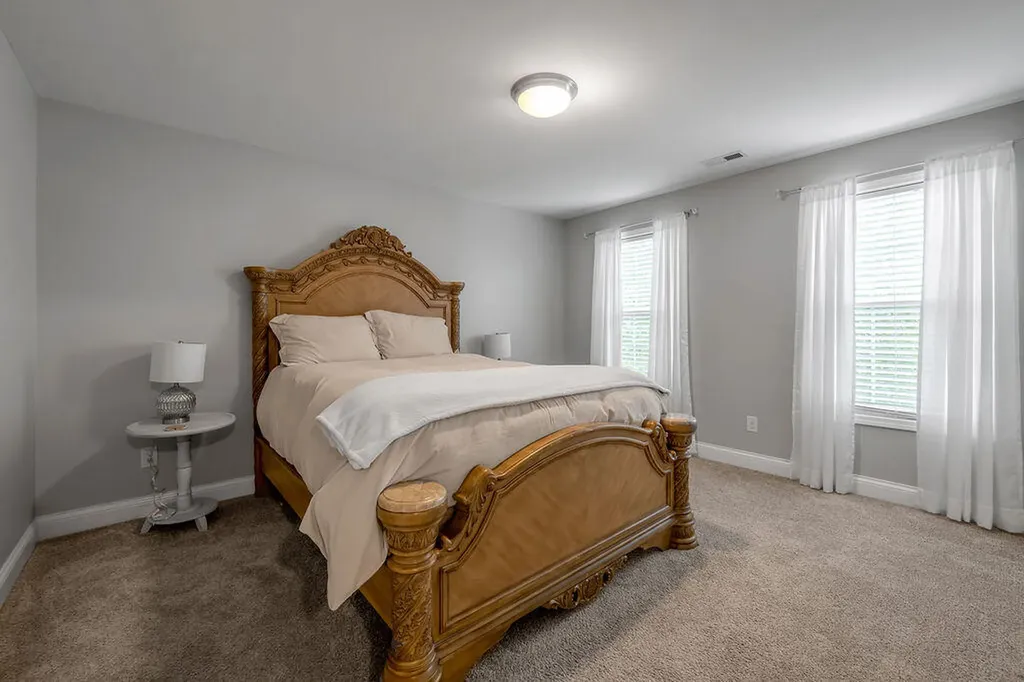 608 Bunchberry Row Lexington KY 40509