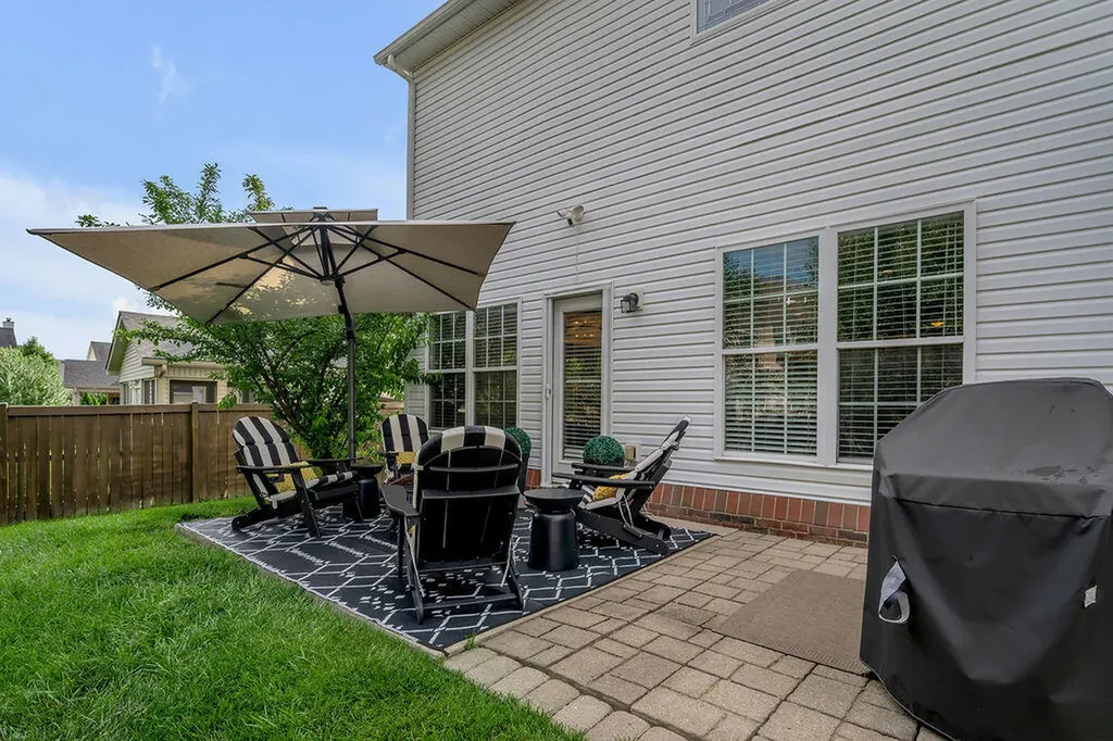 608 Bunchberry Row Lexington KY 40509