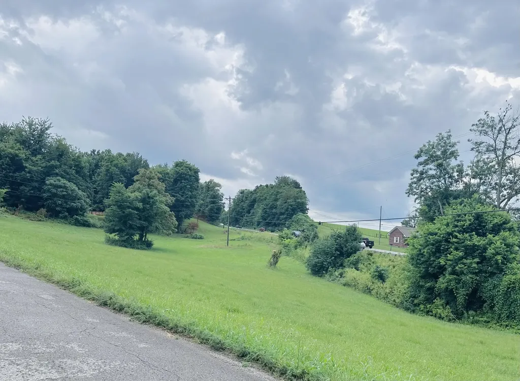 6330 Us Hwy 27 S Stanford KY 40484