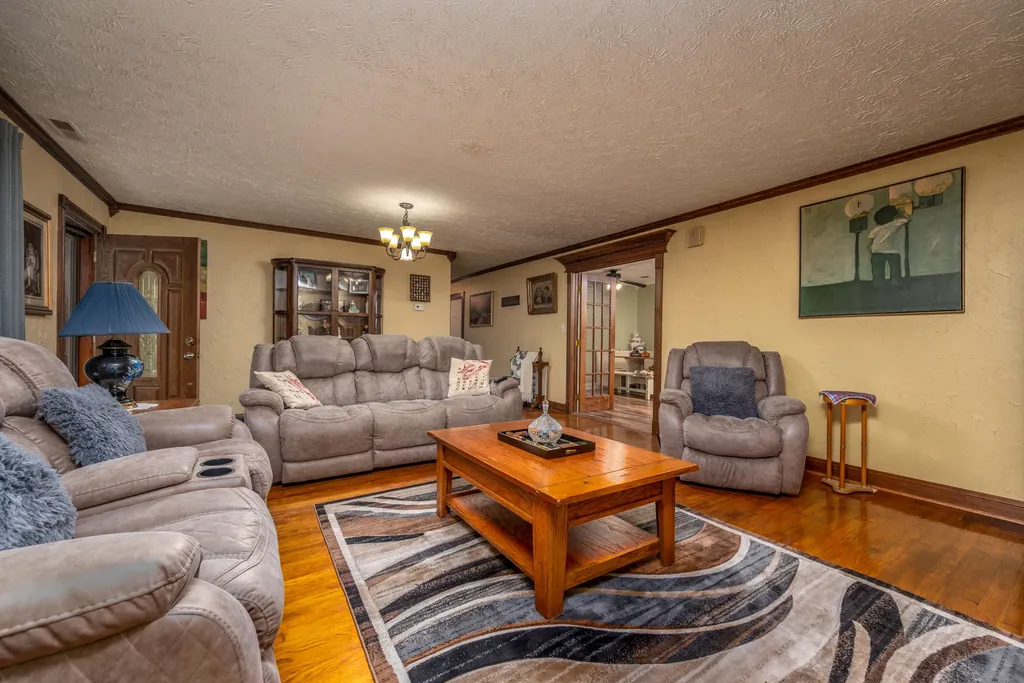 16596 W Us. Highway 60 Olive Hill KY 41164