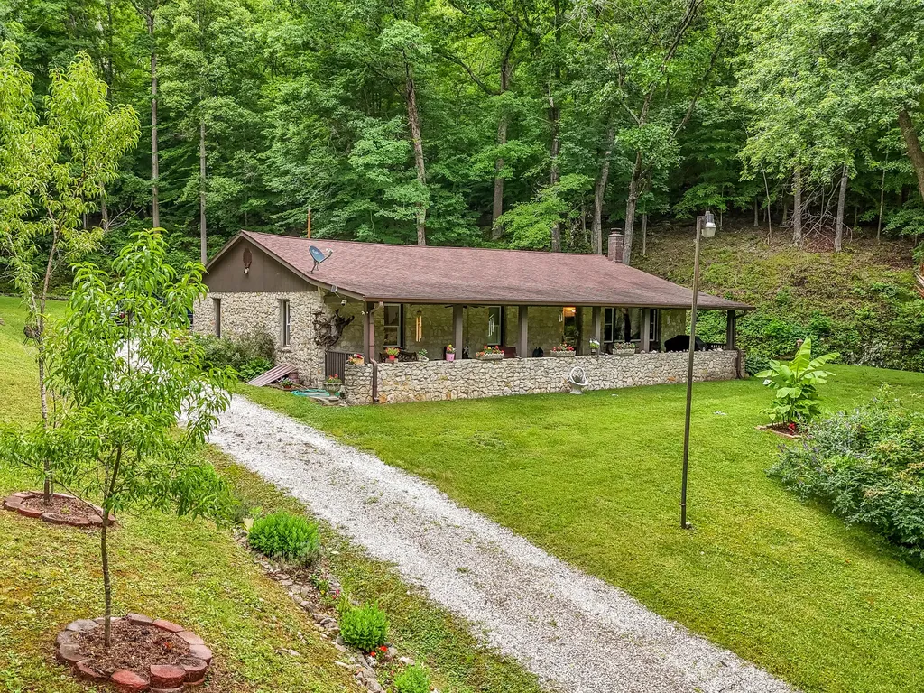 16596 W Us. Highway 60 Olive Hill KY 41164