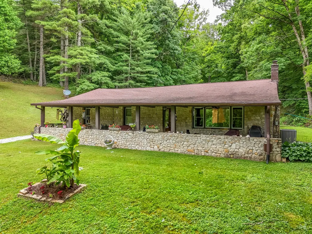 16596 W Us. Highway 60 Olive Hill KY 41164