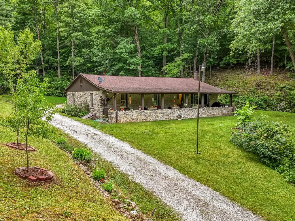 16596 W Us. Highway 60 Olive Hill KY 41164