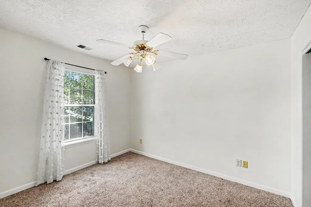 1213 Pleasant Ridge Drive Lexington KY 40509
