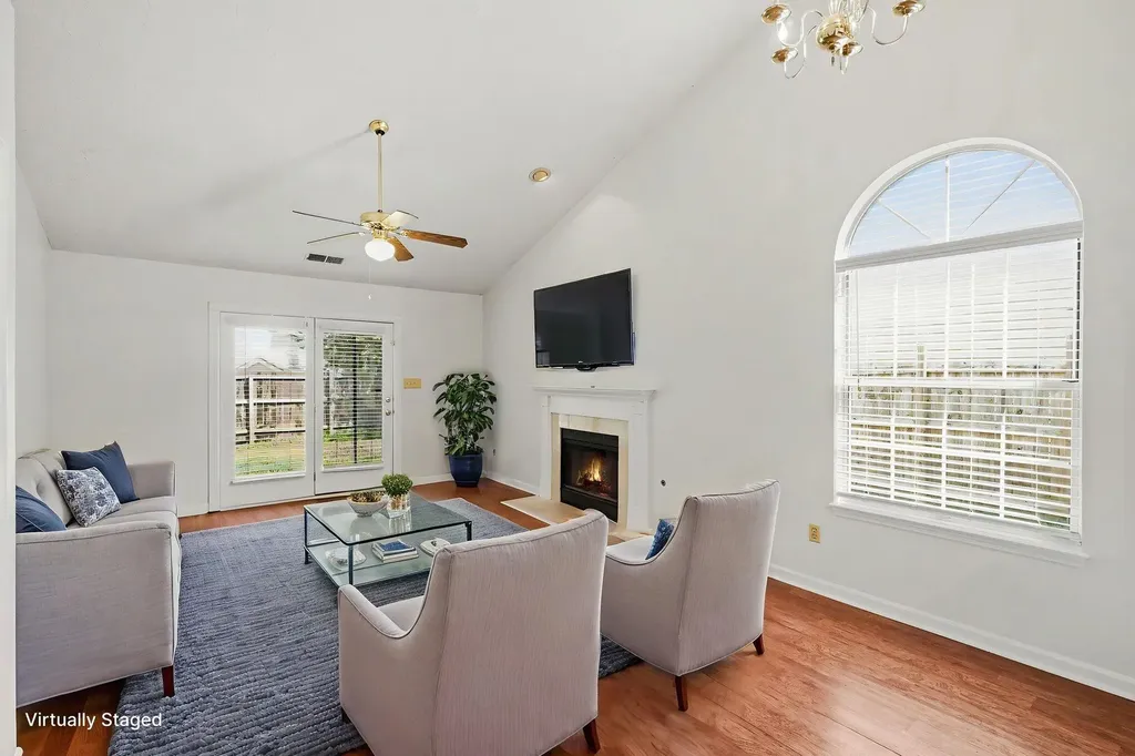 1213 Pleasant Ridge Drive Lexington KY 40509
