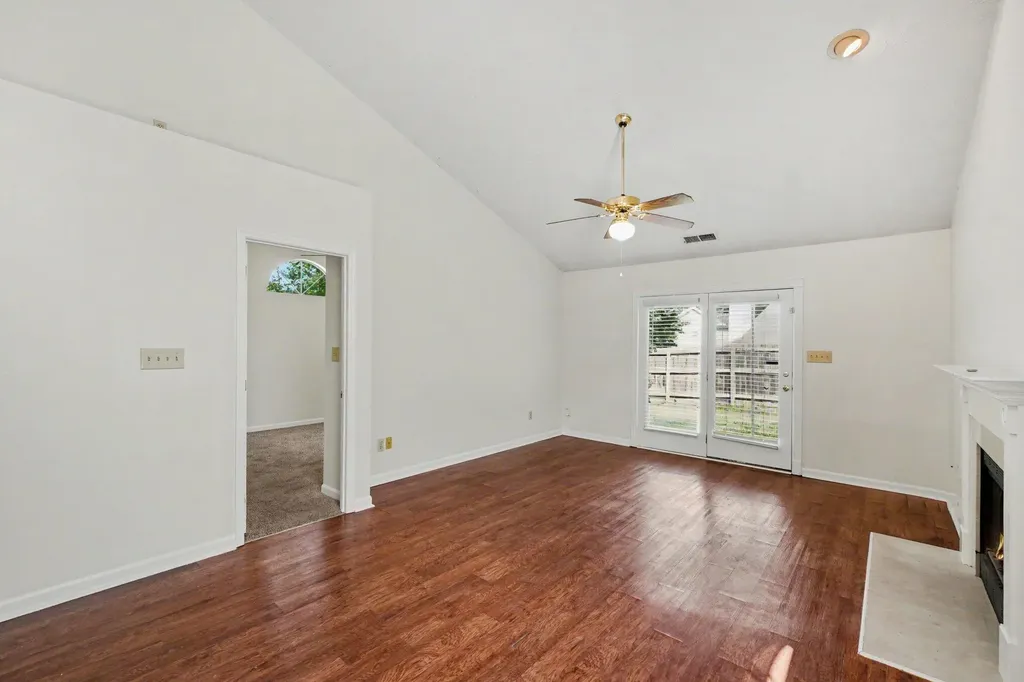 1213 Pleasant Ridge Drive Lexington KY 40509