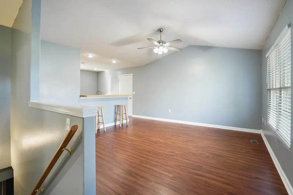 115 Farmer Street Somerset KY 42501