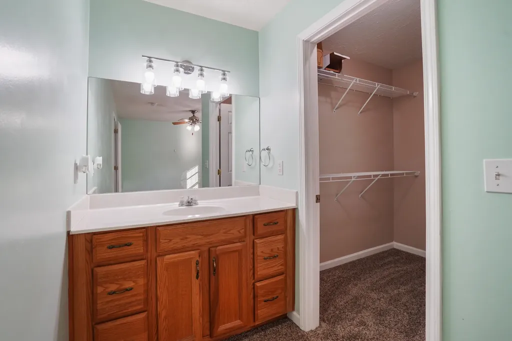 115 Farmer Street Somerset KY 42501