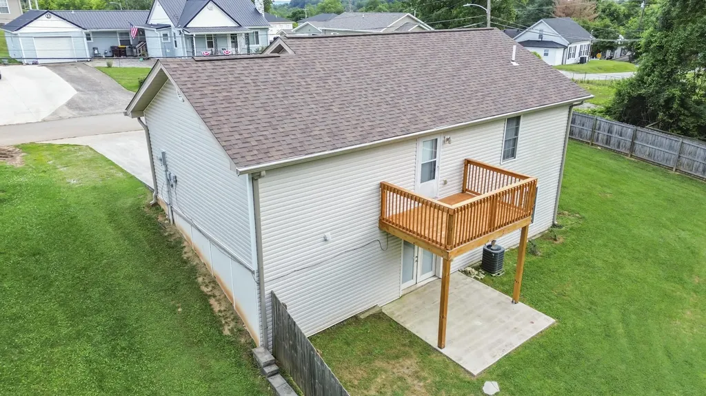 115 Farmer Street Somerset KY 42501