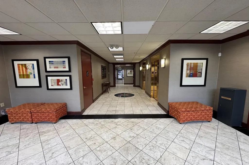 300 E Main Street Lexington KY 40507