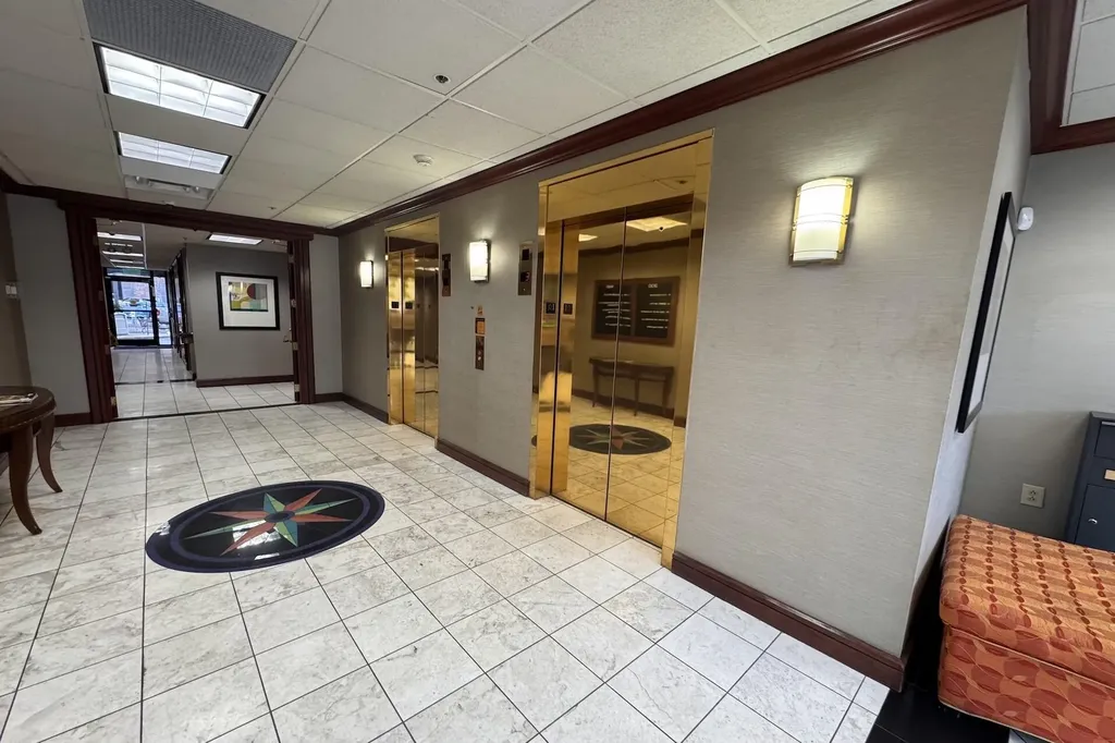 300 E Main Street Lexington KY 40507