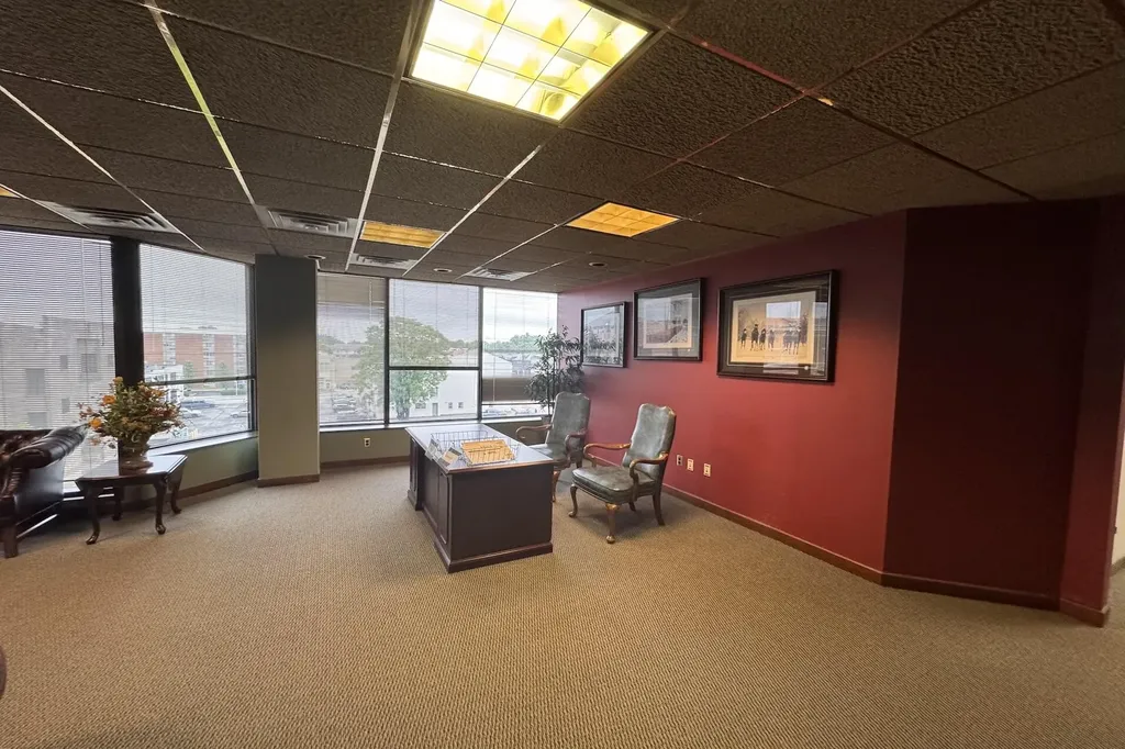 300 E Main Street Lexington KY 40507