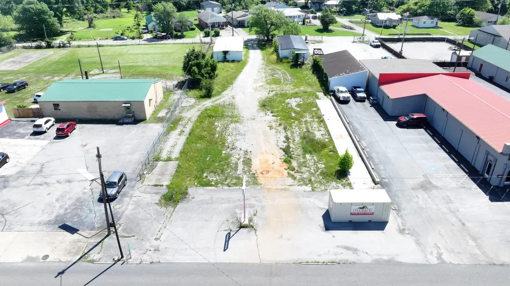 2332 Fort Campbell Boulevard Hopkinsville KY 42240