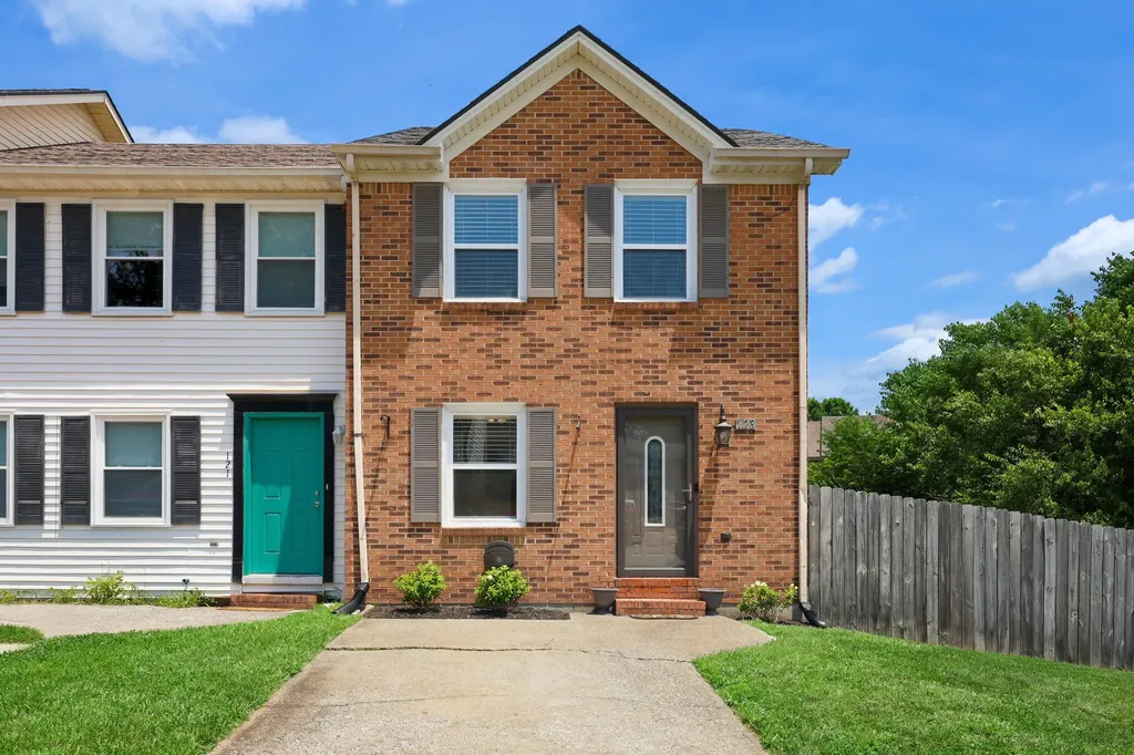 123 Heritage Drive Nicholasville KY 40356