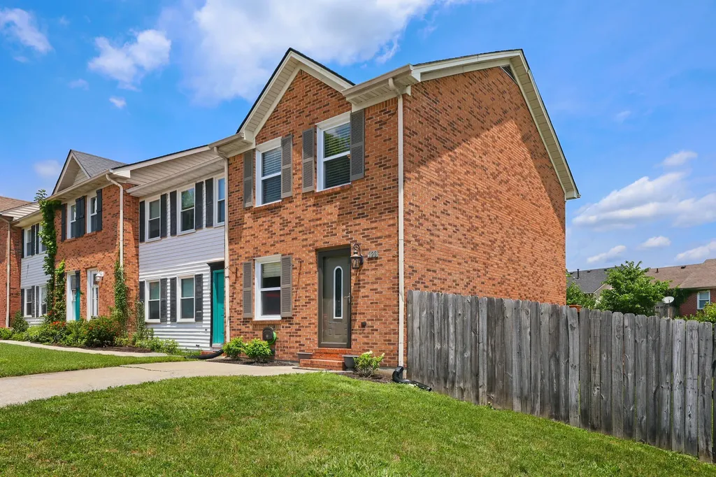123 Heritage Drive Nicholasville KY 40356